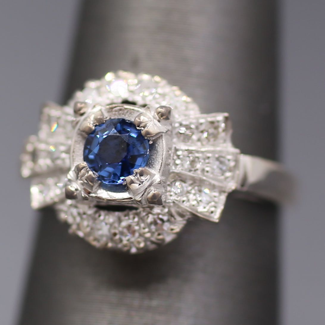 Art Deco Yogo Montana Sapphire and Diamond Ring in 14k White Gold