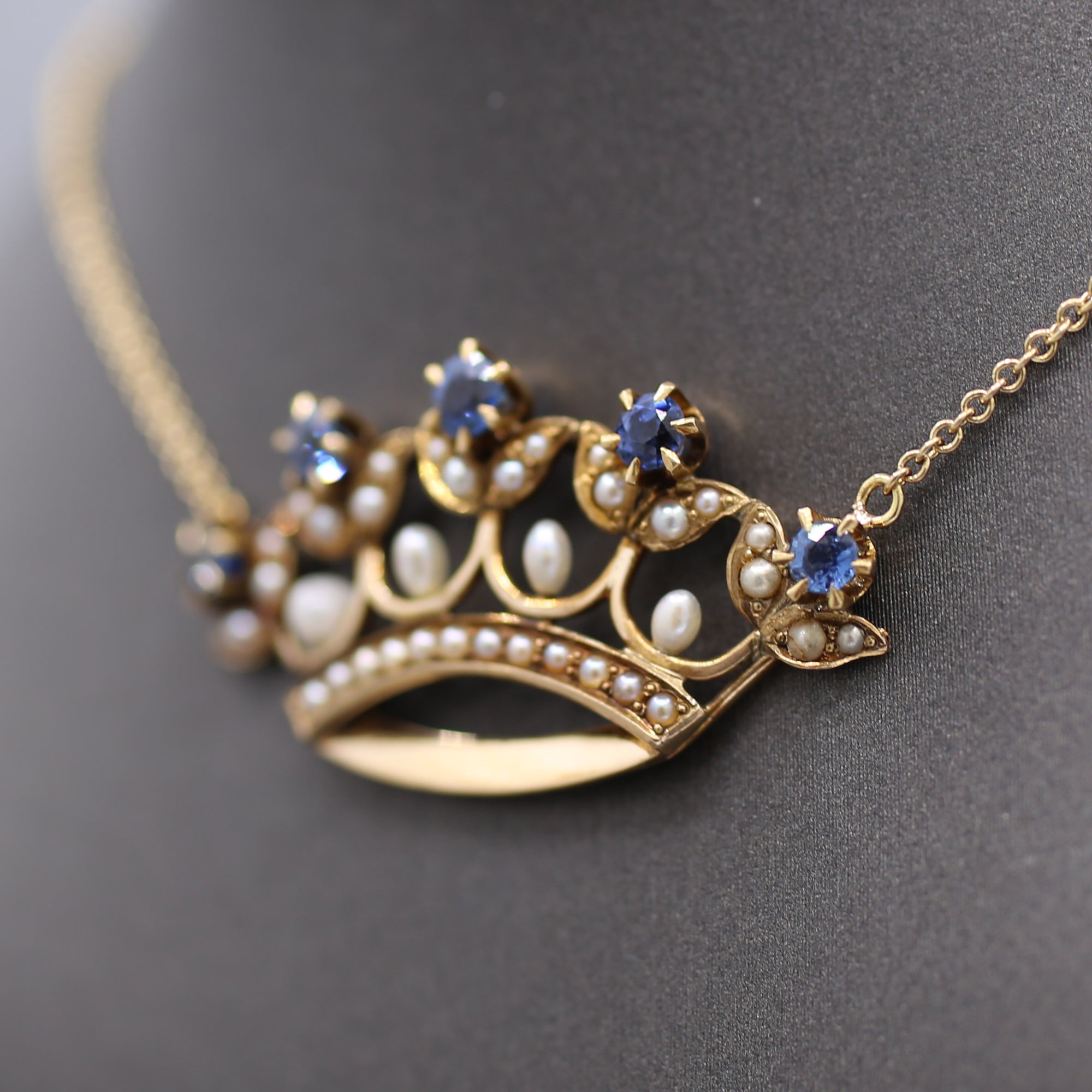 Late Victorian Yogo Sapphire and Pearl Crown Pendant Necklace in 14k Yellow Gold