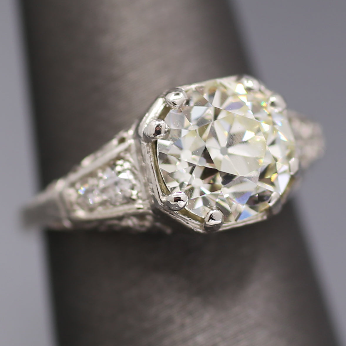 Art Deco GIA Certified 2.53ct Old European Cut Diamond Ring in Platinum