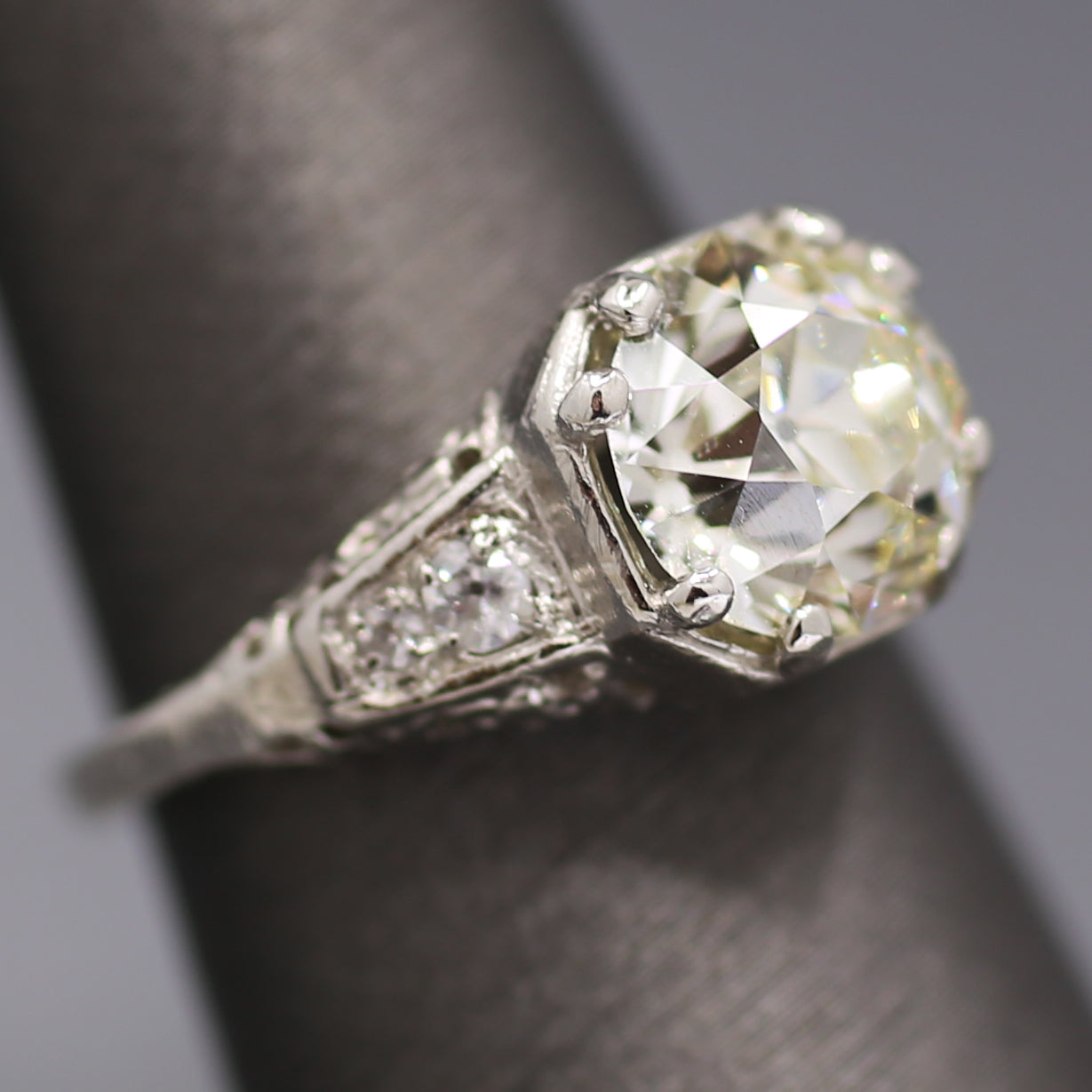 Art Deco GIA Certified 2.53ct Old European Cut Diamond Ring in Platinum