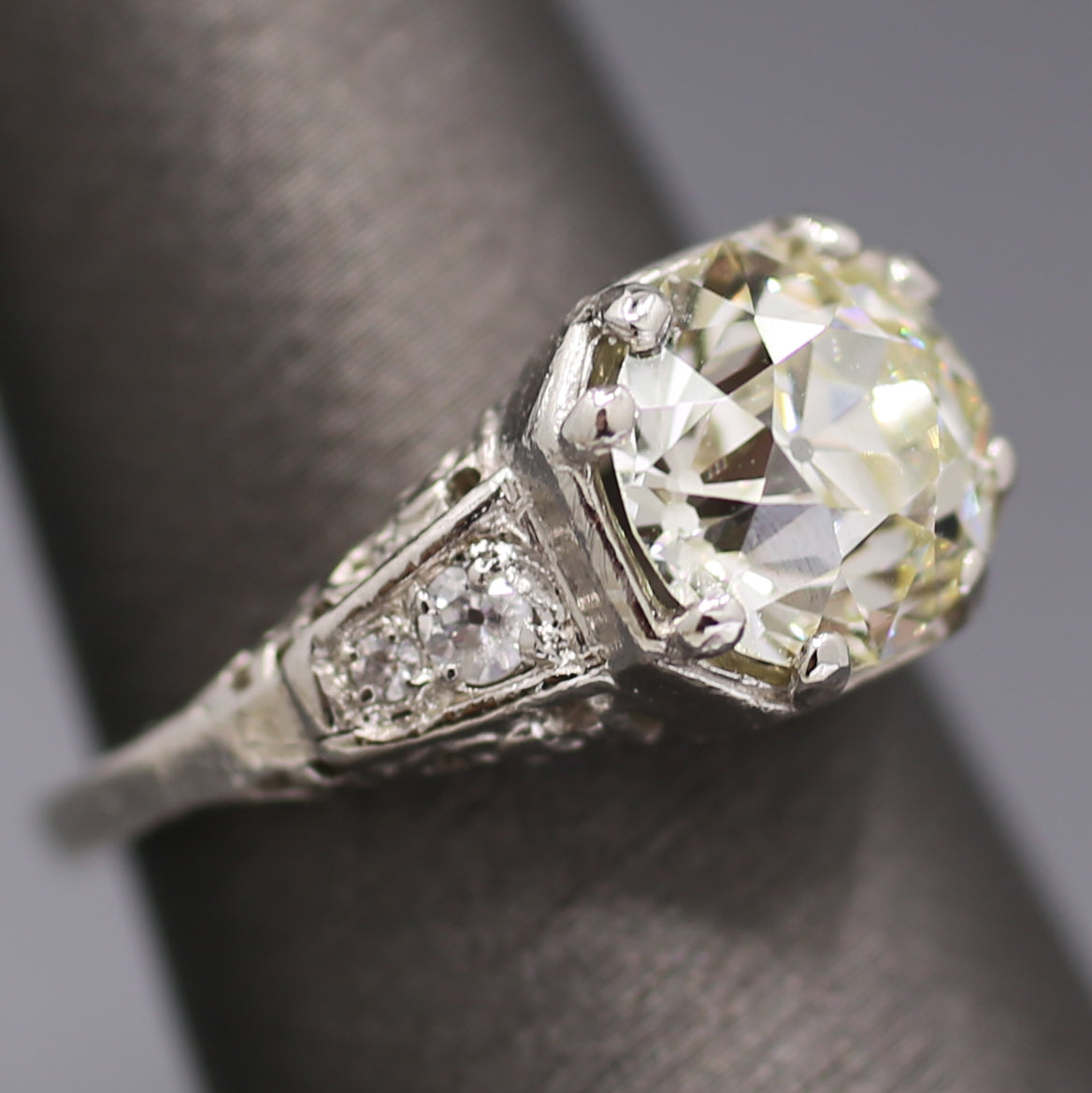 Art Deco GIA Certified 2.53ct Old European Cut Diamond Ring in Platinum