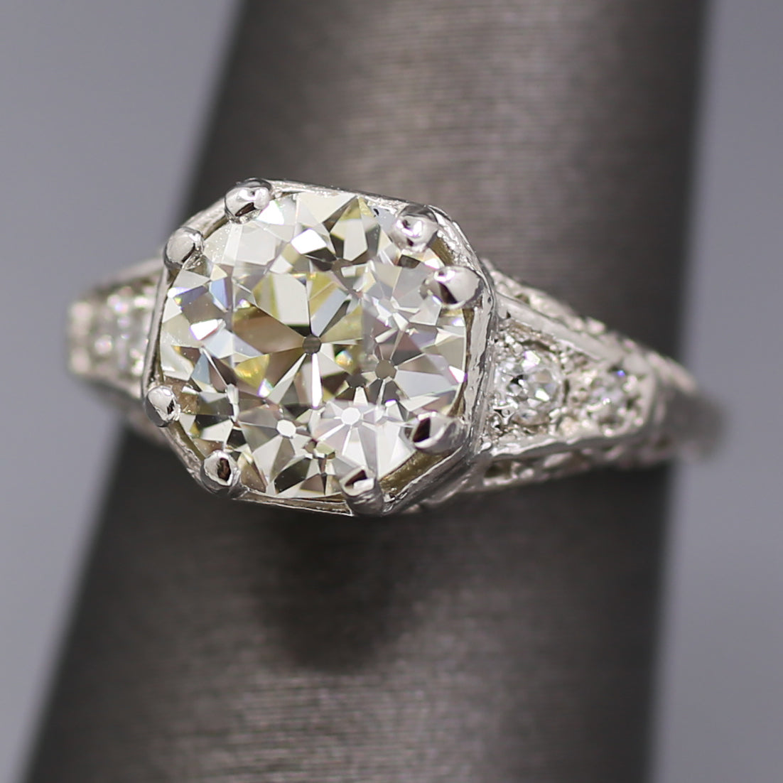 Art Deco GIA Certified 2.53ct Old European Cut Diamond Ring in Platinum