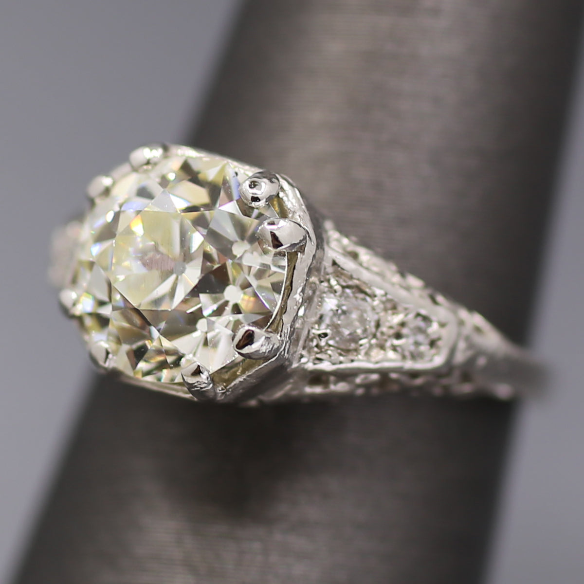 Art Deco GIA Certified 2.53ct Old European Cut Diamond Ring in Platinum