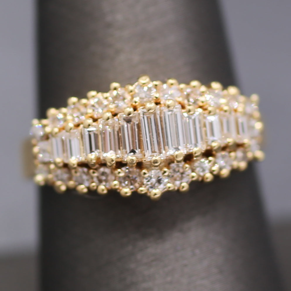 Vintage Baguette Cut and Round Diamond Graduated Band Ring in 14k Yellow Gold