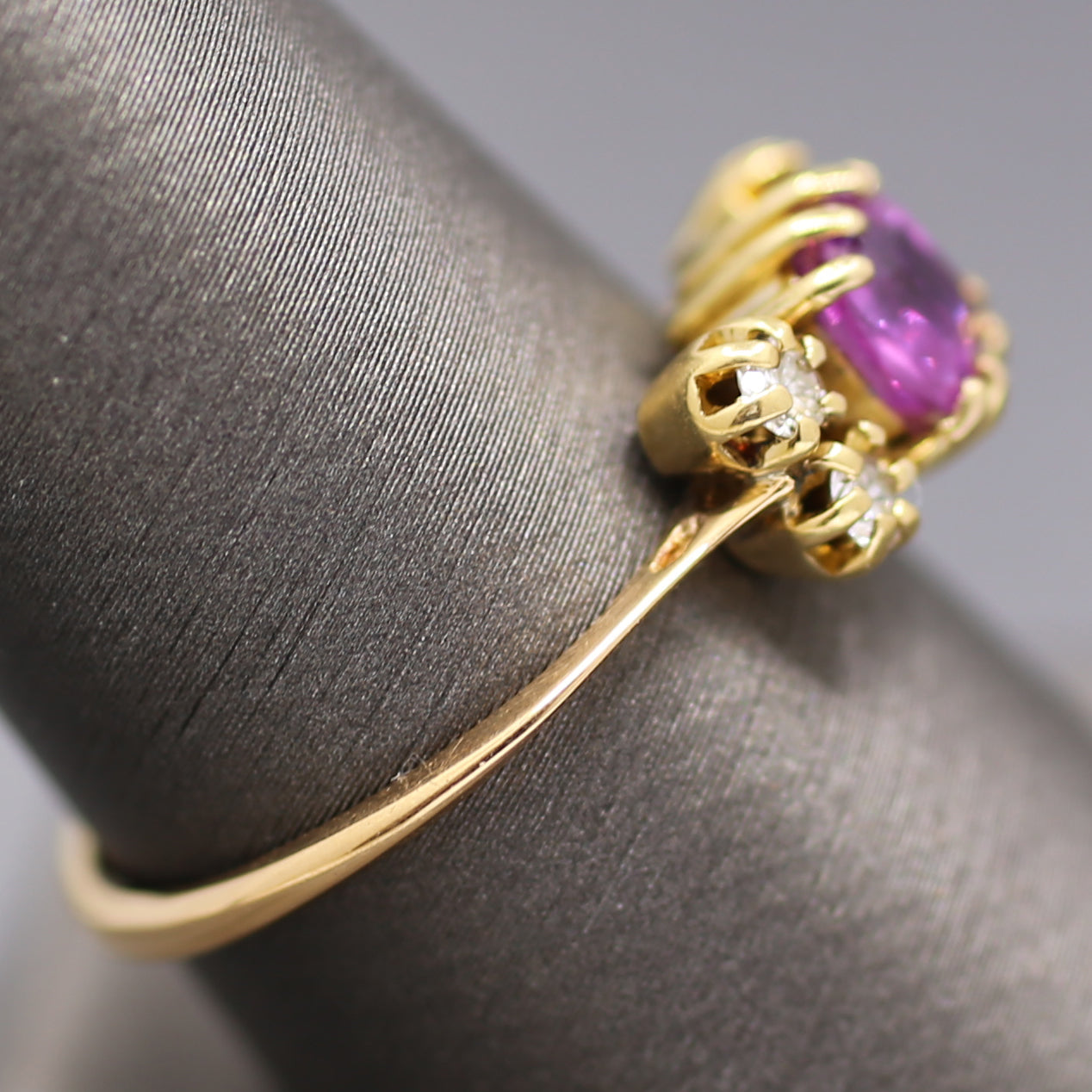 Lovely Vintage Purple Pink Sapphire and Diamond Ring in 14k Yellow Gold
