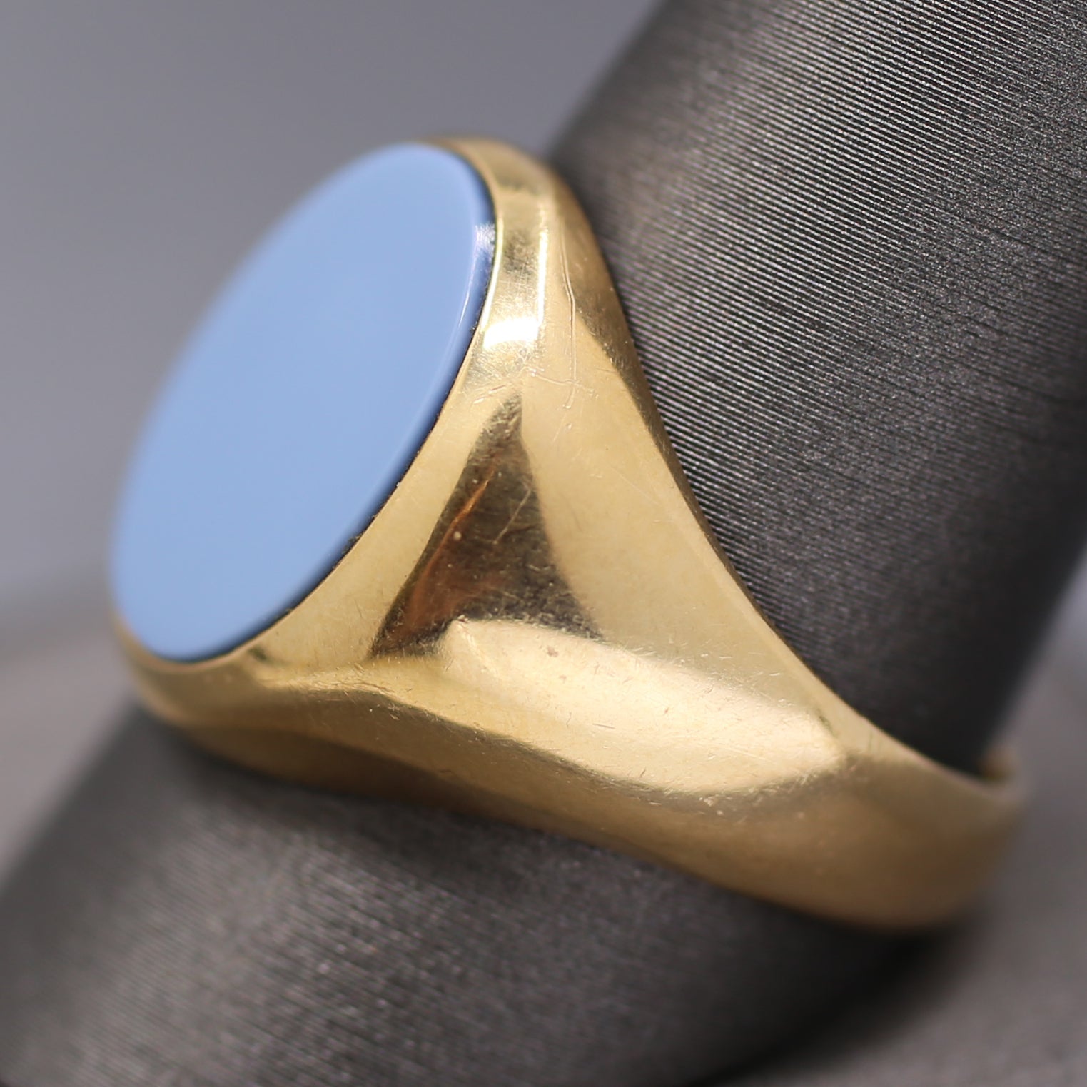 Men's Blank Onyx Signet Ring in 14k Yellow Gold