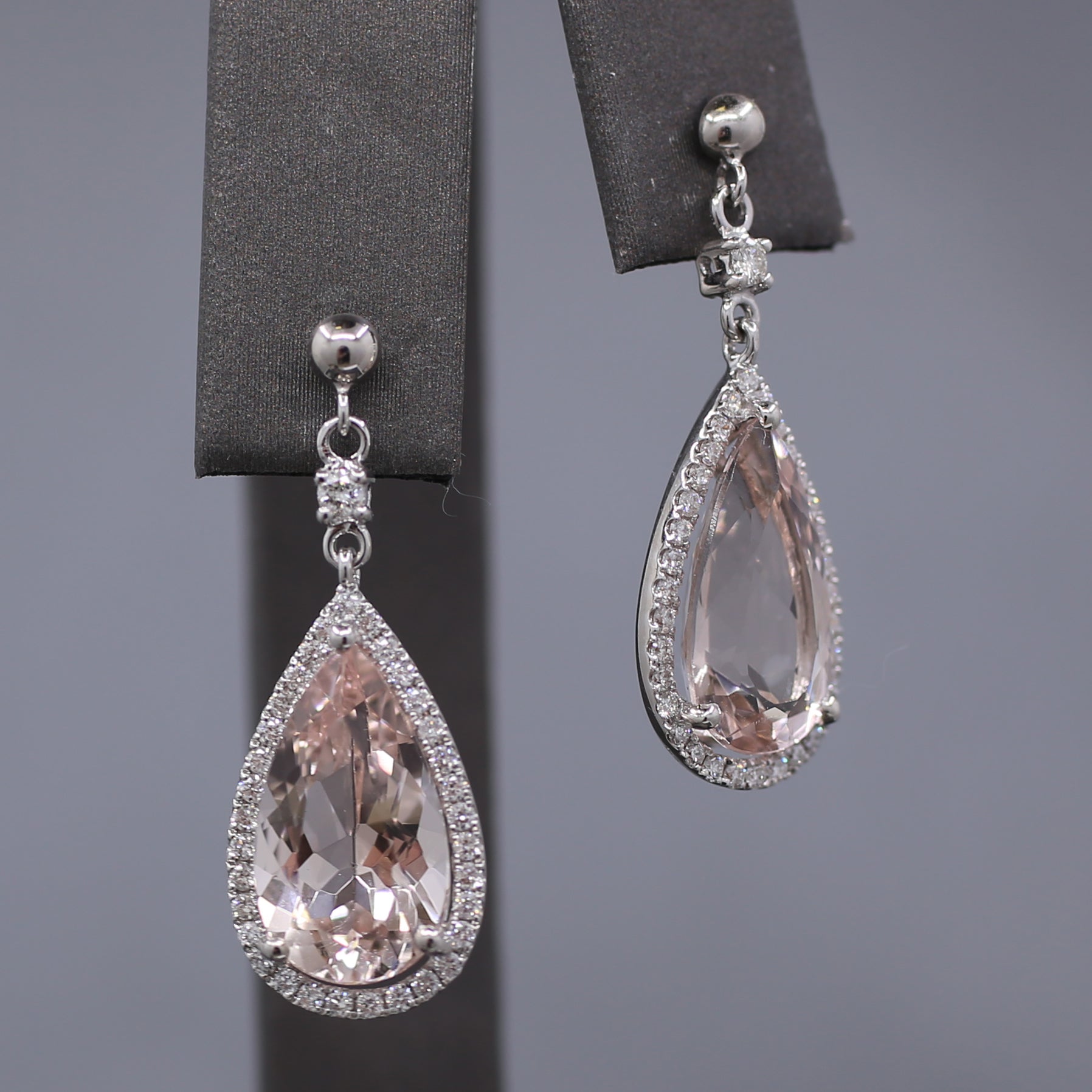 Sparkling 18k Morganite and Diamond Teardrop Dangle Earrings