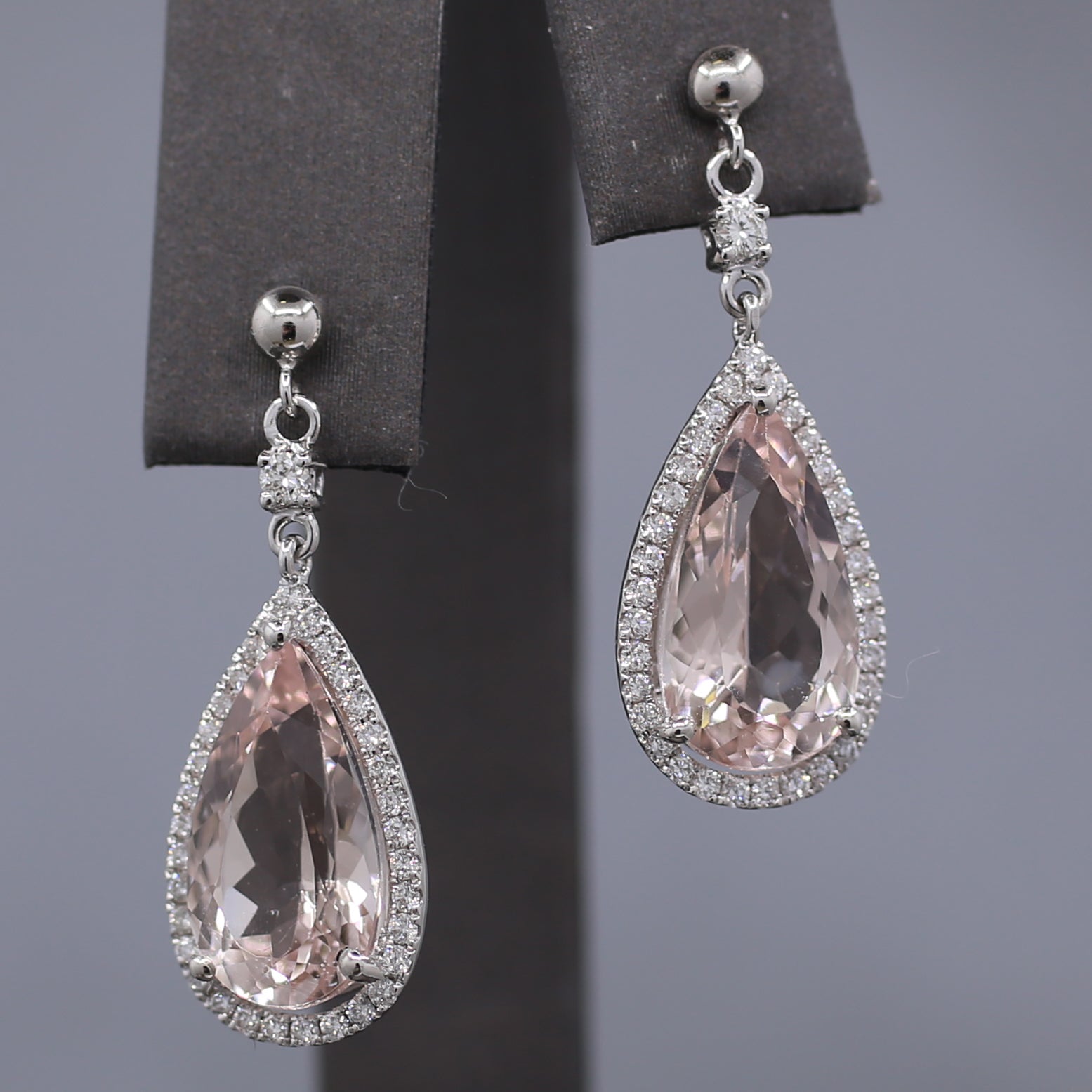 Sparkling 18k Morganite and Diamond Teardrop Dangle Earrings