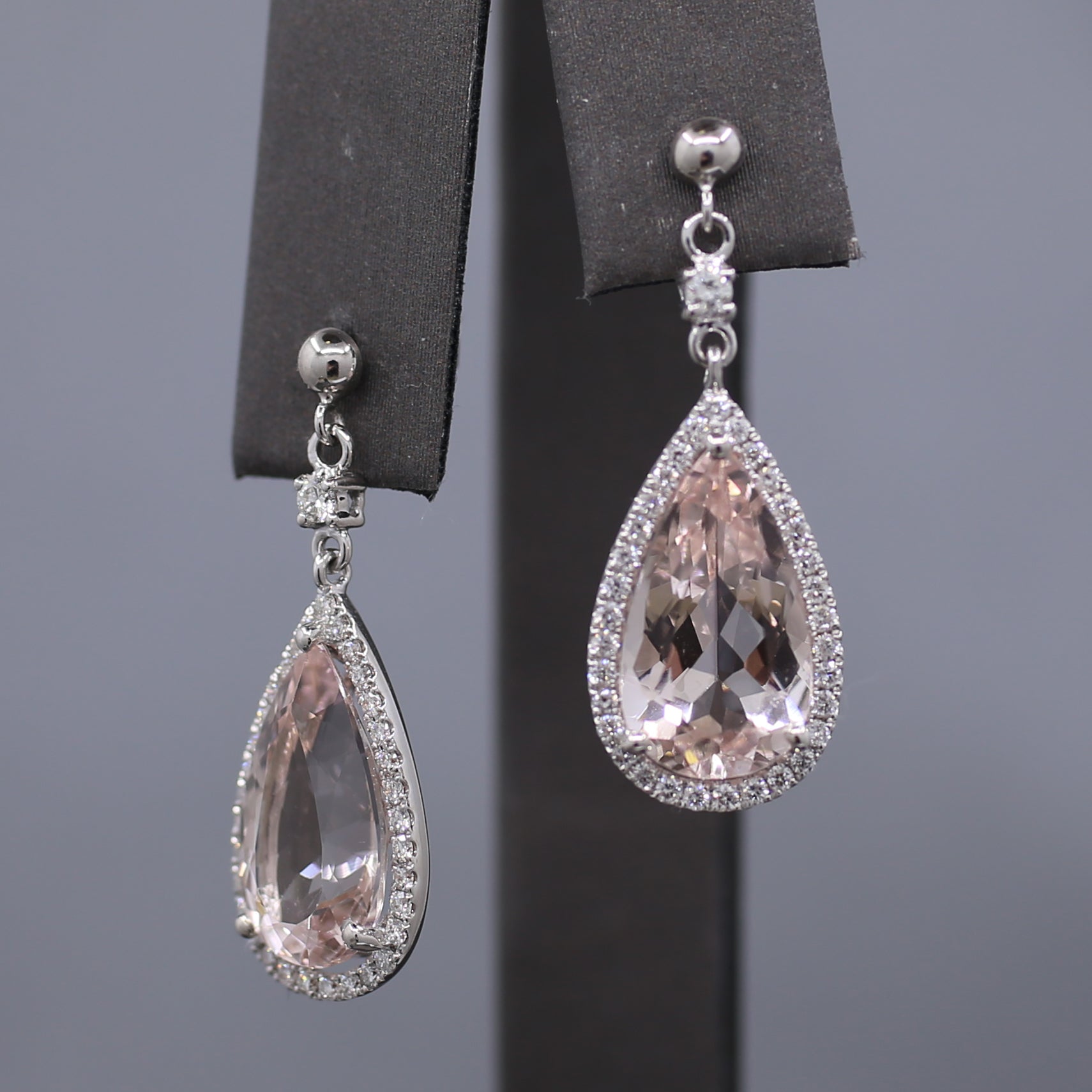 Sparkling 18k Morganite and Diamond Teardrop Dangle Earrings