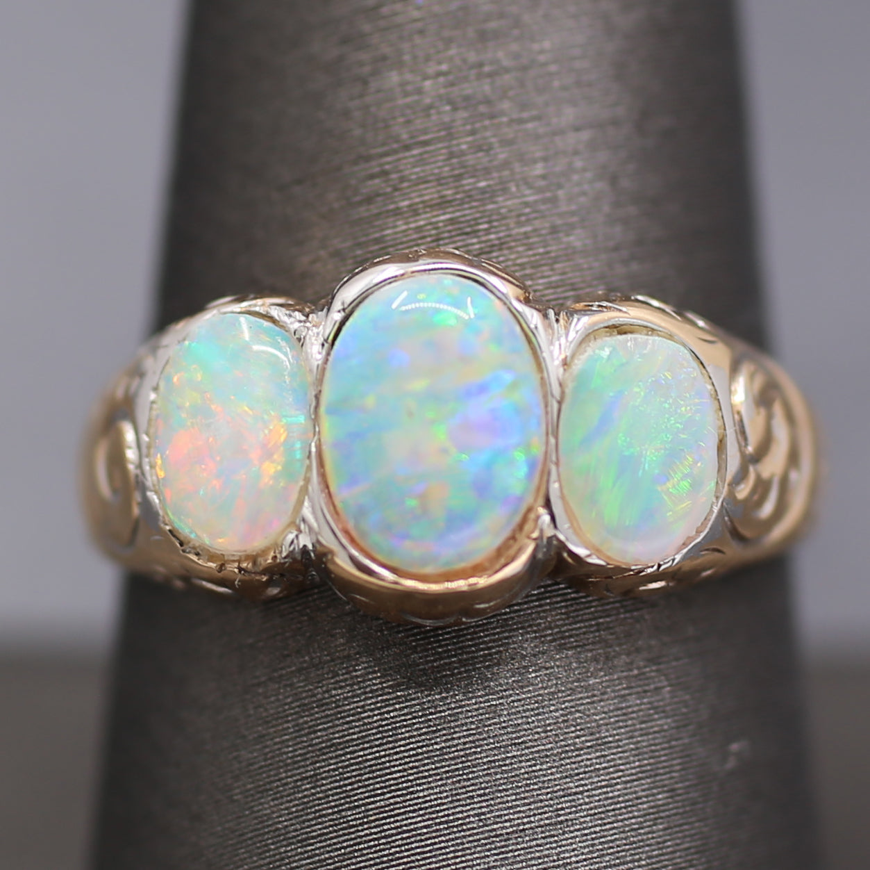 Late Victorian Bezel Set Opal Three Stone Engraved Band Ring in 14k Yellow Gold