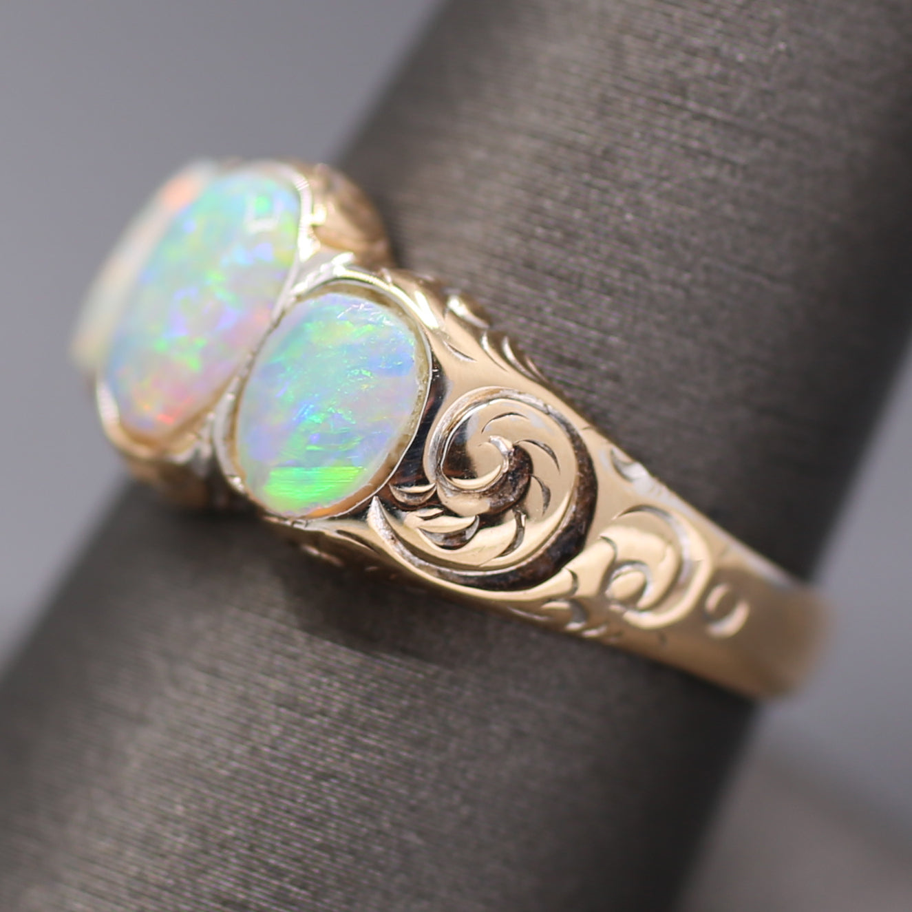 Late Victorian Bezel Set Opal Three Stone Engraved Band Ring in 14k Yellow Gold
