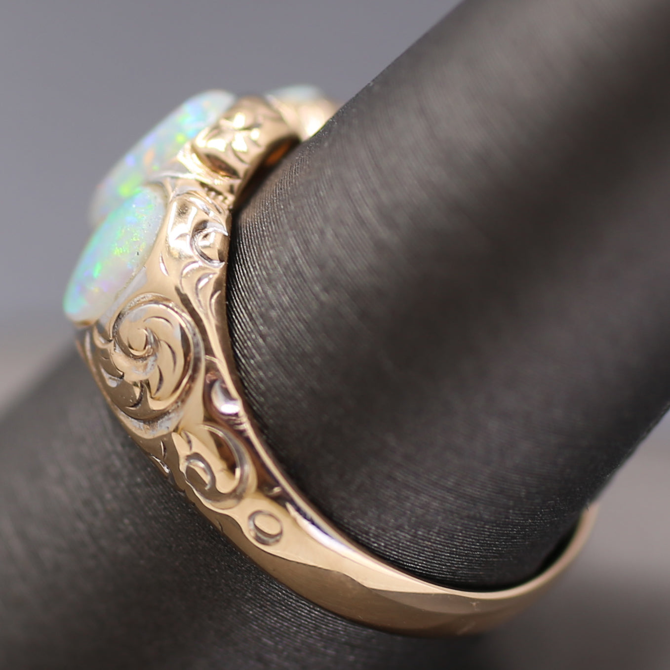 Late Victorian Bezel Set Opal Three Stone Engraved Band Ring in 14k Yellow Gold