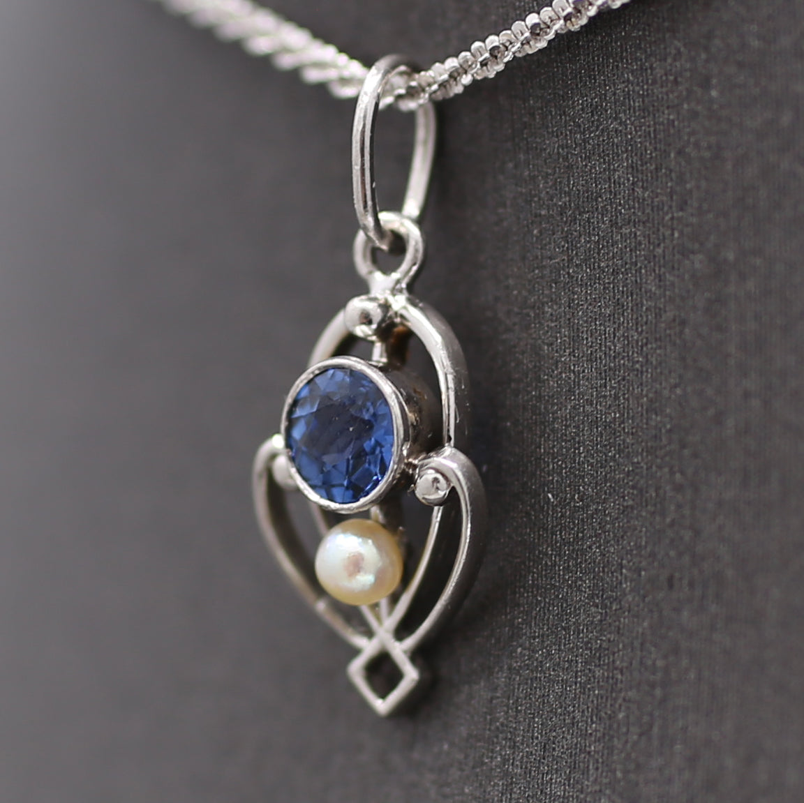 Petite Edwardian Yogo Montana Sapphire and Seed Pearl Pendant Charm in Platinum