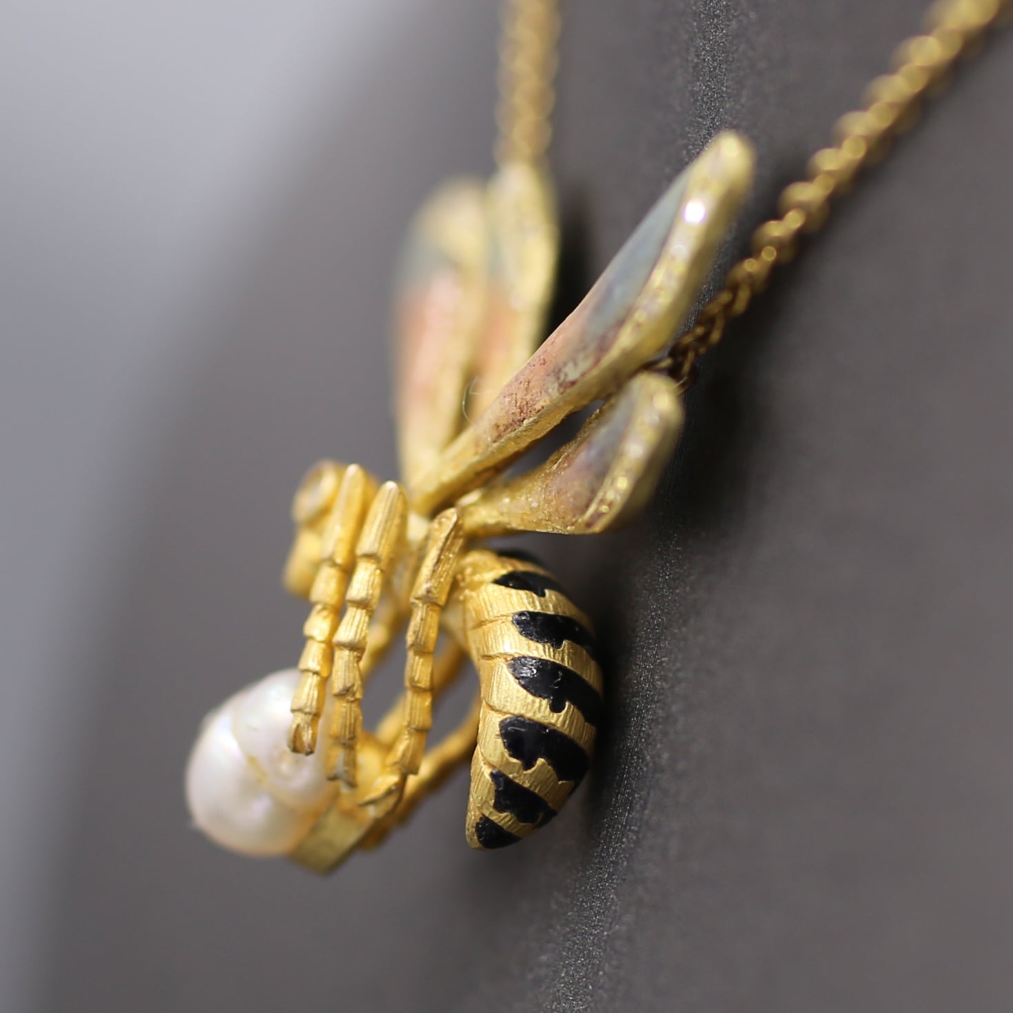 Art Nouveau Enamel Diamond and Pearl Bee Pendant Necklace in 18k Yellow Gold