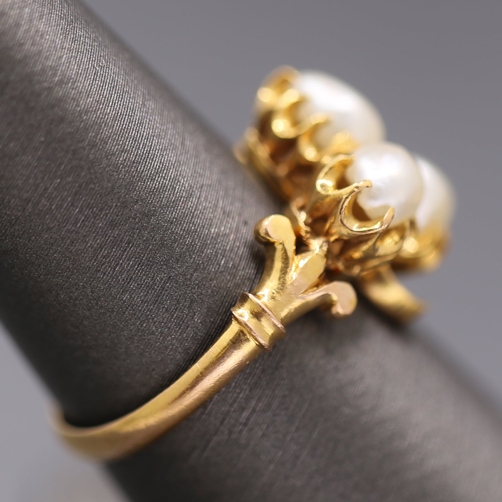 Antique Victorian Triple Pearl Clover Ring in 20k Yellow Gold