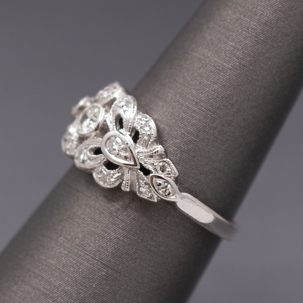 Beautiful Art Deco Butterfly Bow Diamond Band Ring in 14k White Gold