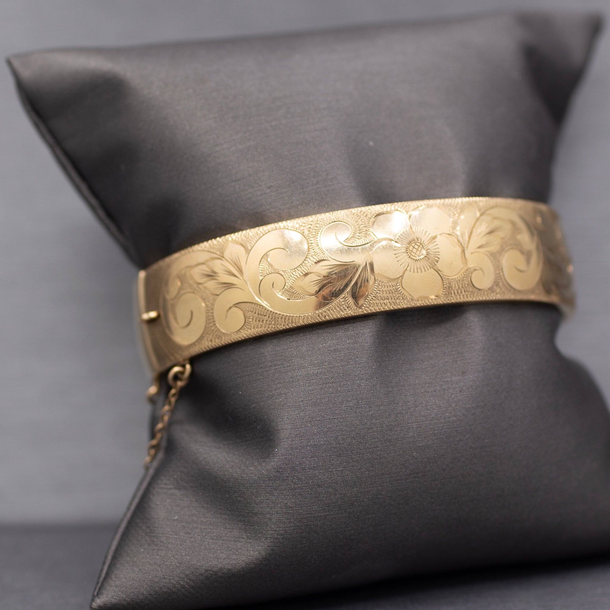 Vintage Floral Engraved Wide Bangle Bracelet in 9k Yellow Gold