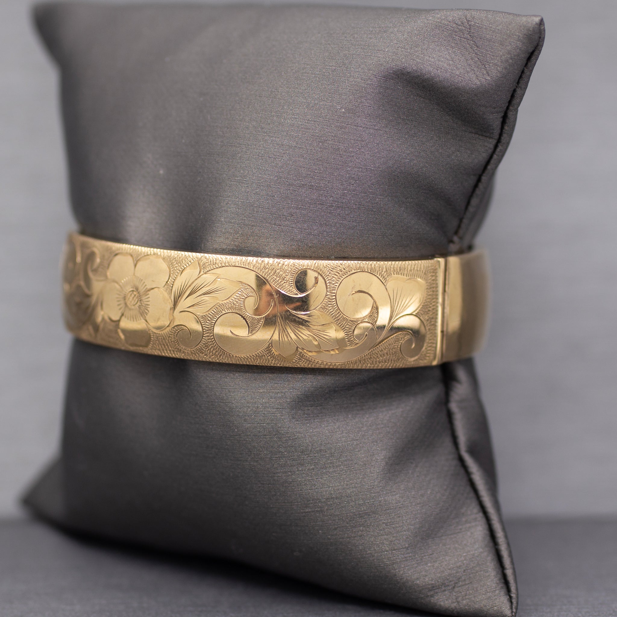 Vintage Floral Engraved Wide Bangle Bracelet in 9k Yellow Gold