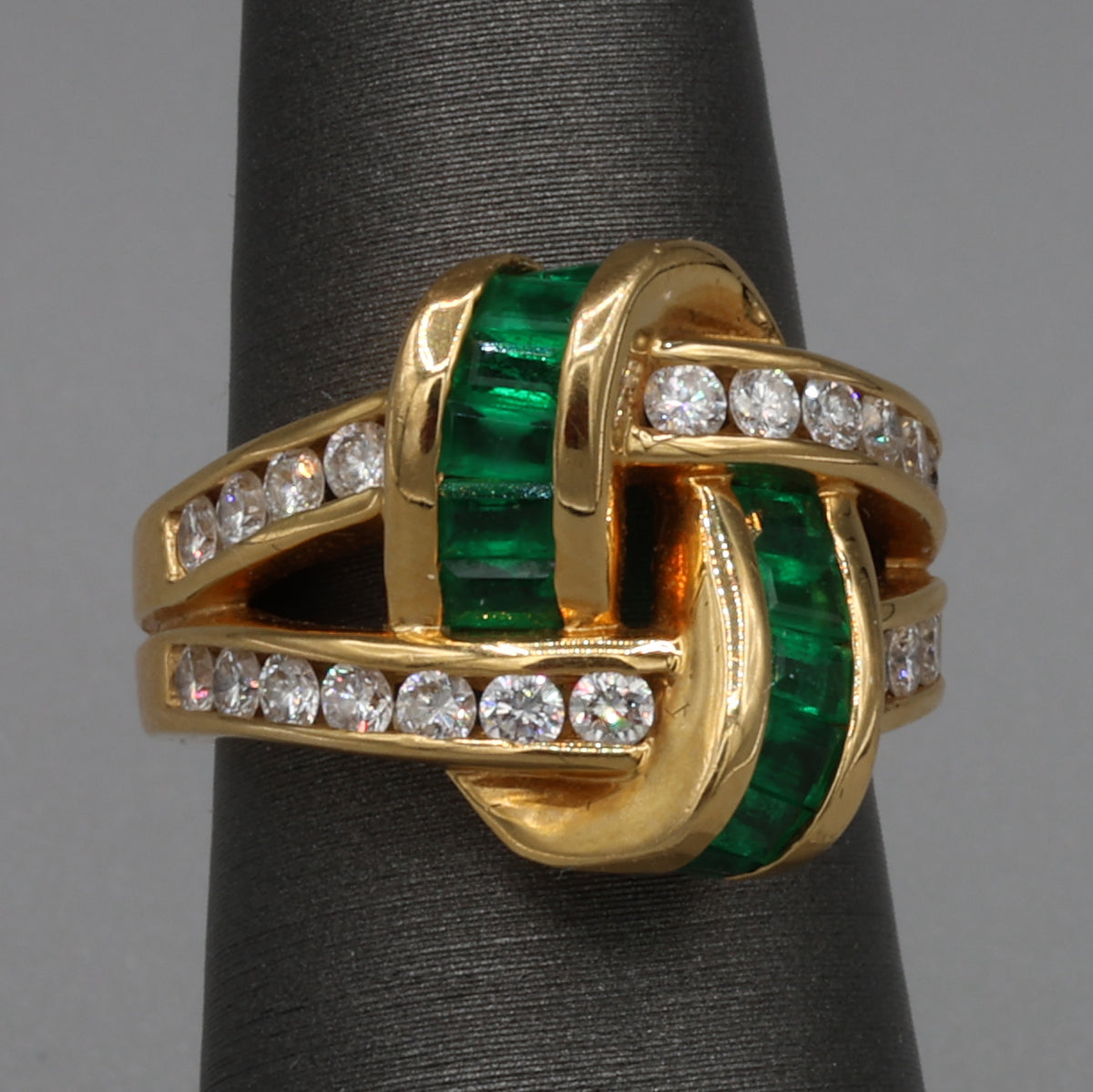 Charles Krypell Emerald and Diamond Twist Band Ring in 18k Yellow Gold