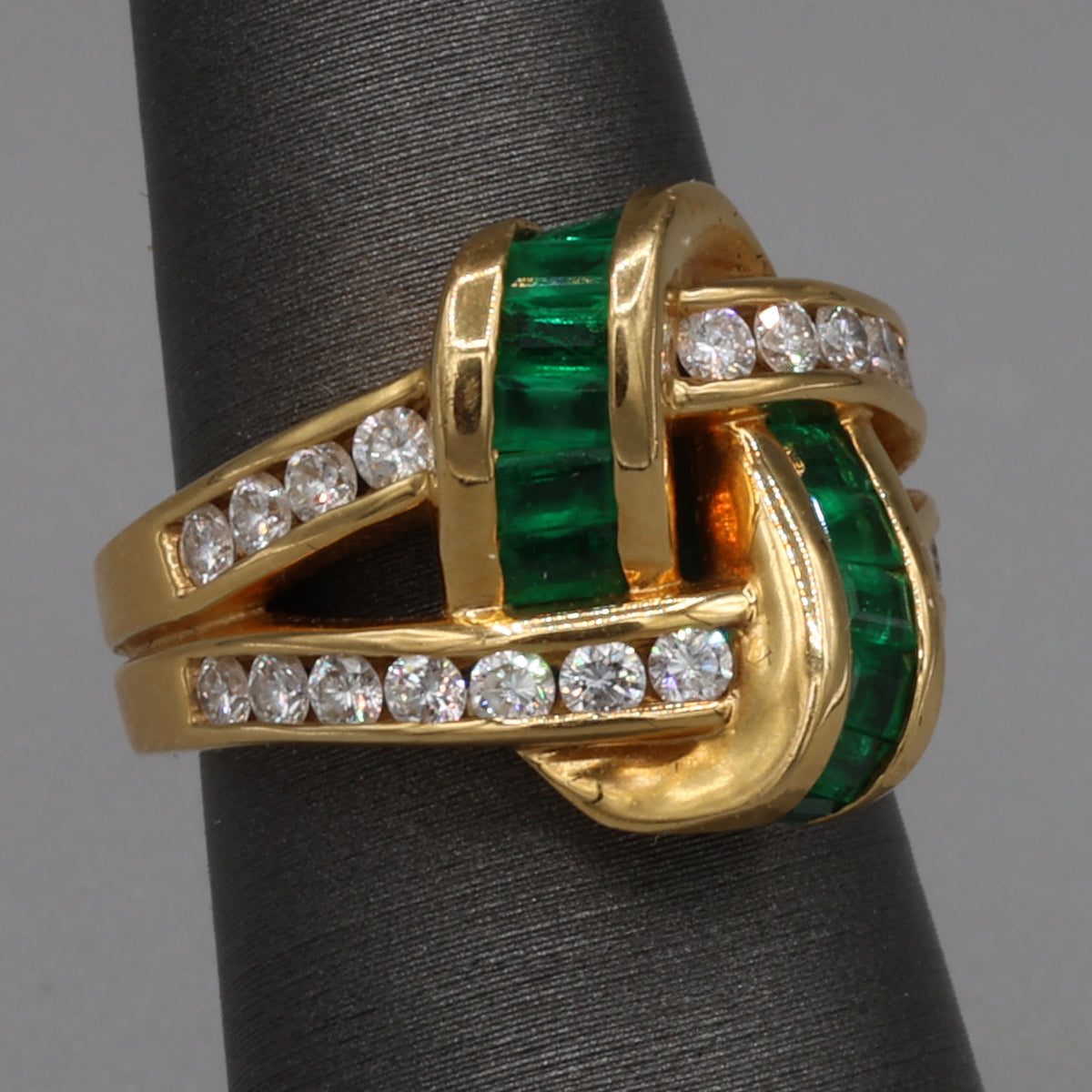 Charles Krypell Emerald and Diamond Twist Band Ring in 18k Yellow Gold