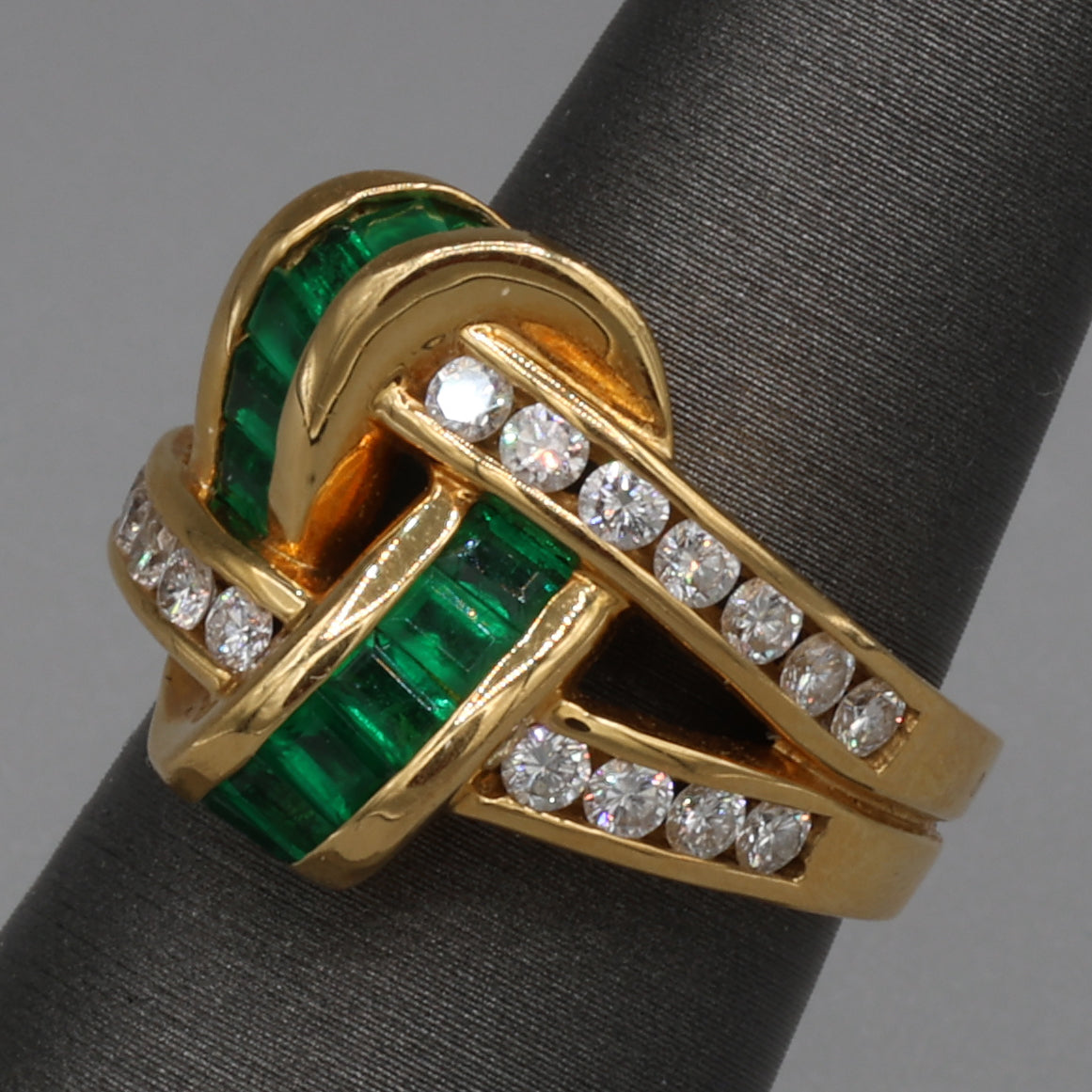 Charles Krypell Emerald and Diamond Twist Band Ring in 18k Yellow Gold