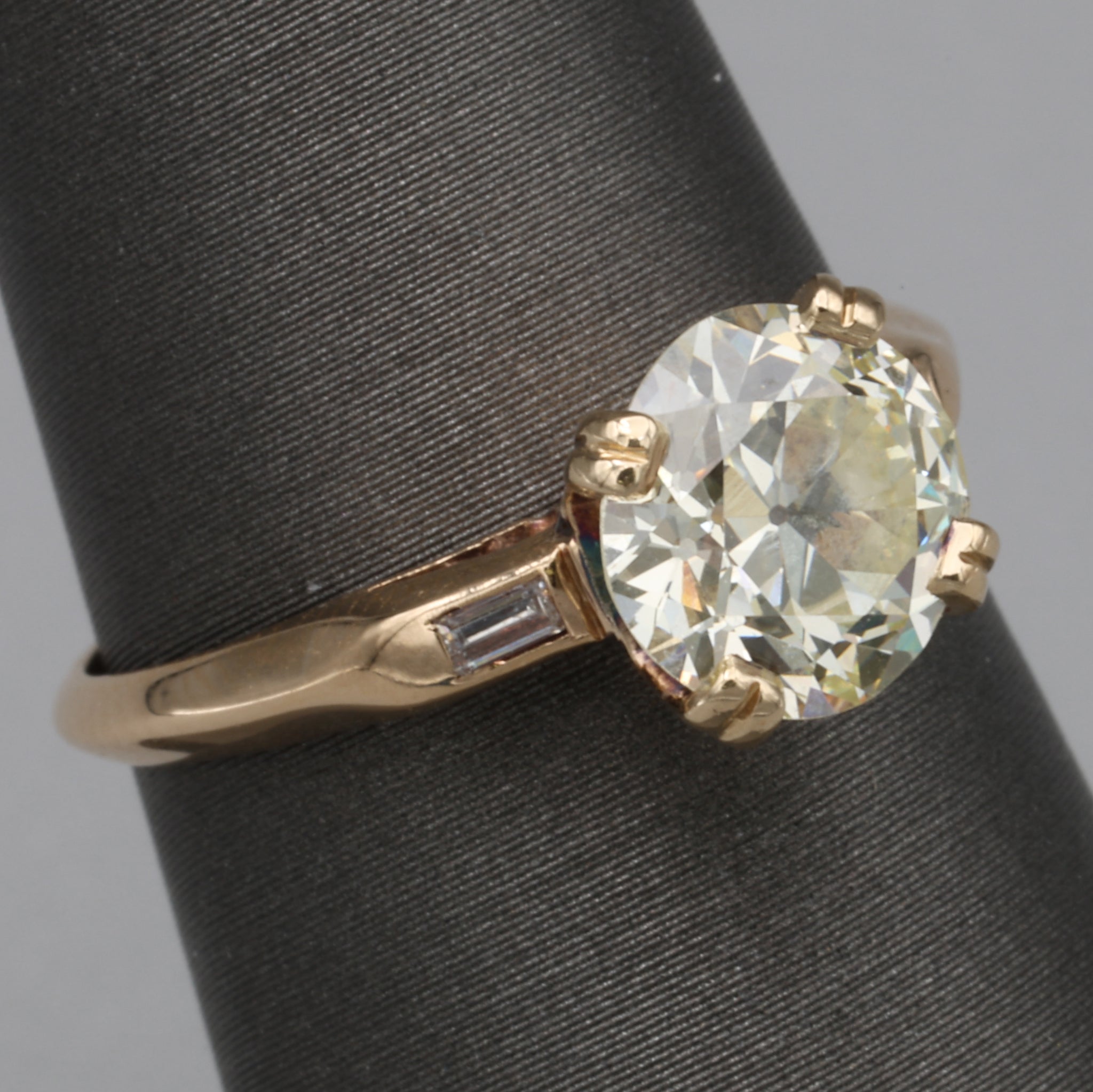 Late Art Deco Old European Cut and Baguette Diamond Engagement Ring in 14k Yellow Gold