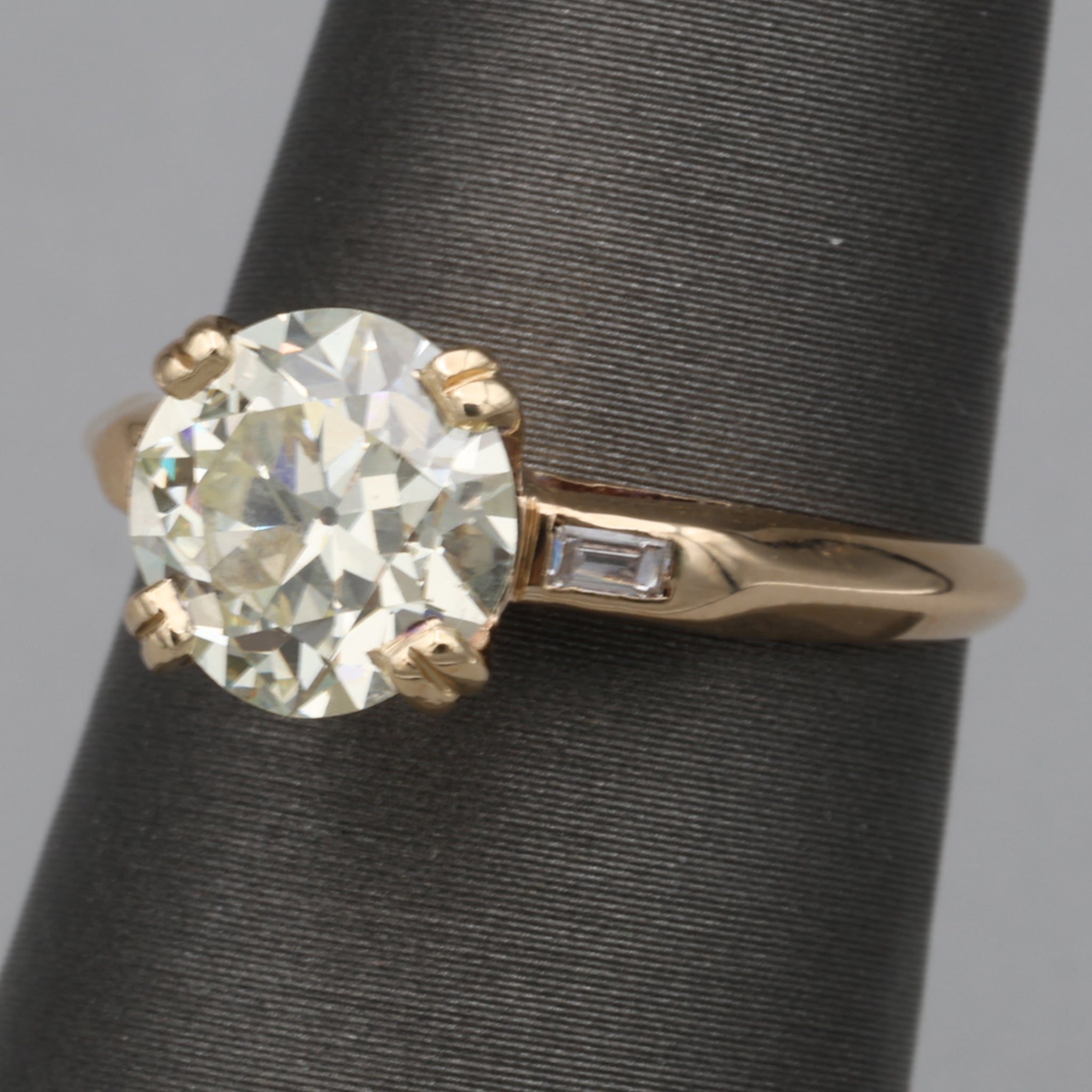 Late Art Deco Old European Cut and Baguette Diamond Engagement Ring in 14k Yellow Gold