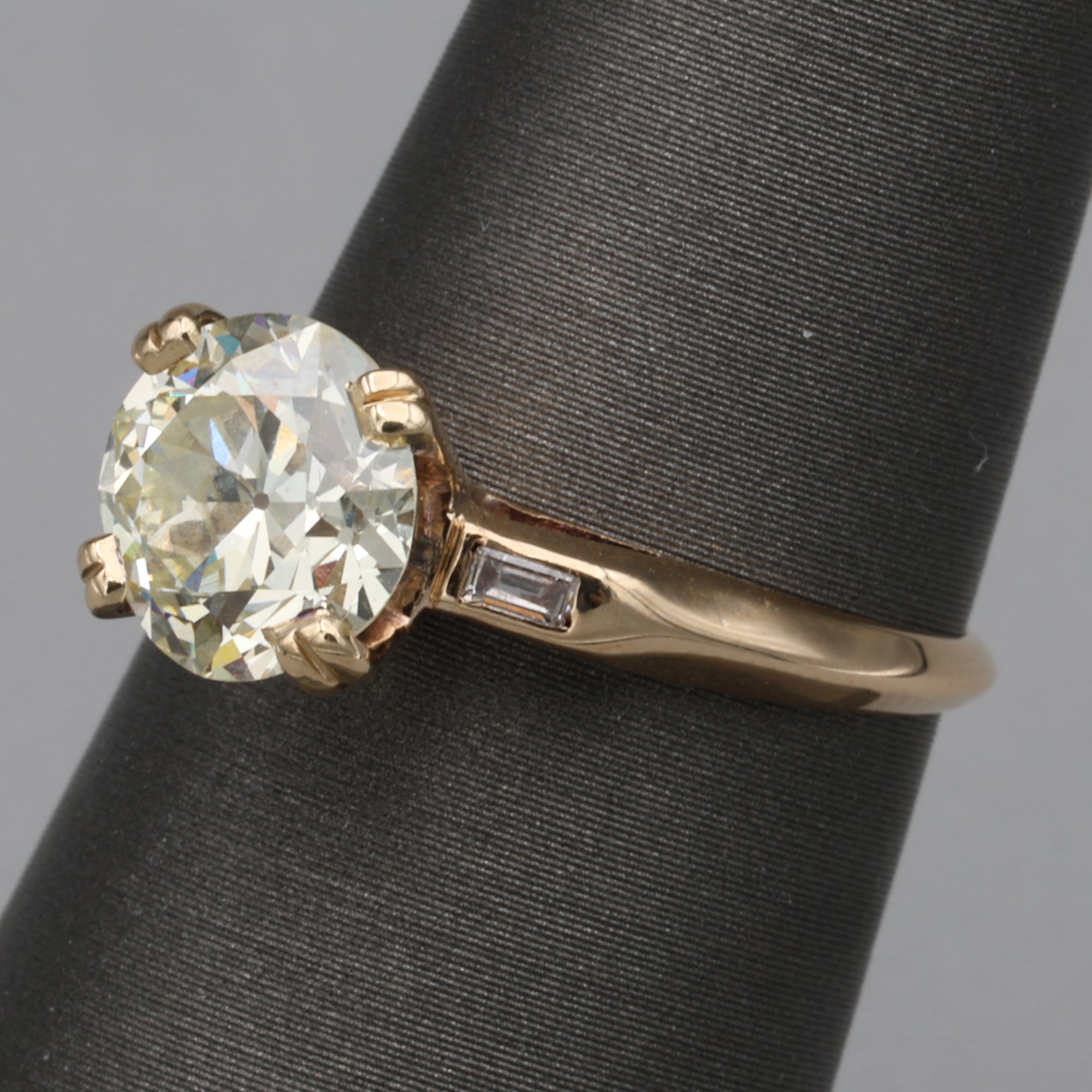 Late Art Deco Old European Cut and Baguette Diamond Engagement Ring in 14k Yellow Gold