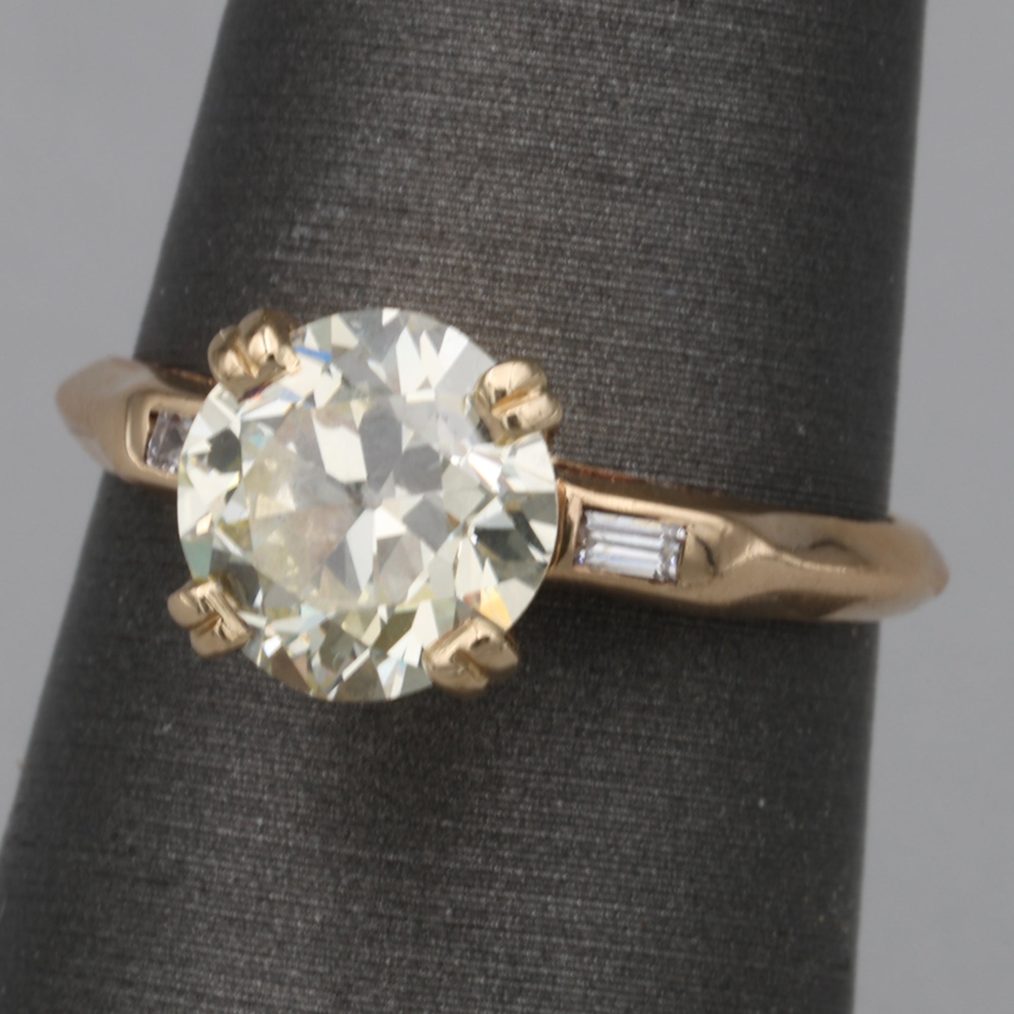 Late Art Deco Old European Cut and Baguette Diamond Engagement Ring in 14k Yellow Gold