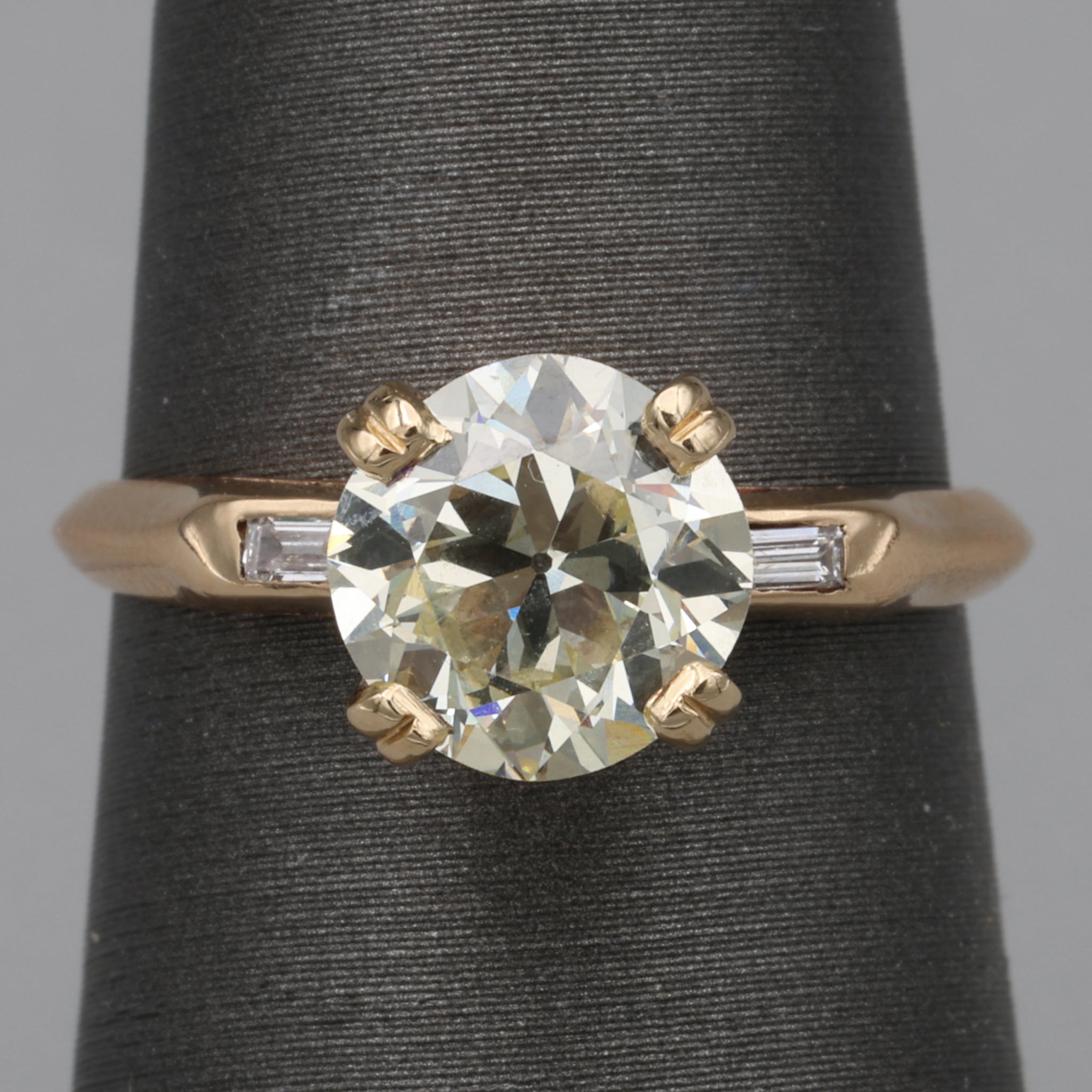 Late Art Deco Old European Cut and Baguette Diamond Engagement Ring in 14k Yellow Gold