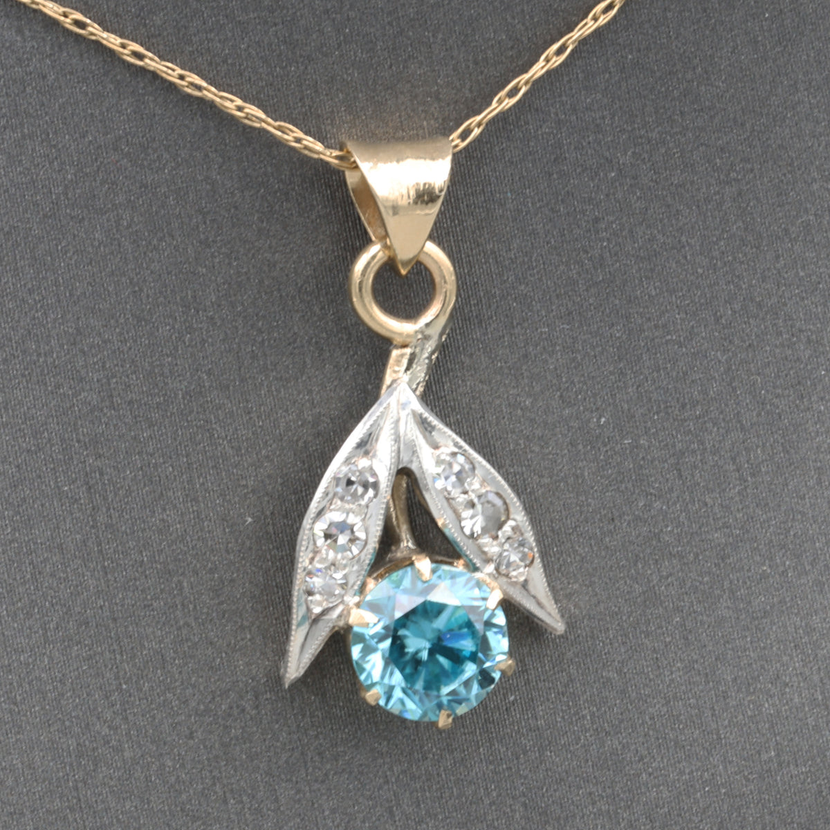 Sparkling Retro Blue Zircon and Diamond Pendant Necklace in 14k Yellow Gold