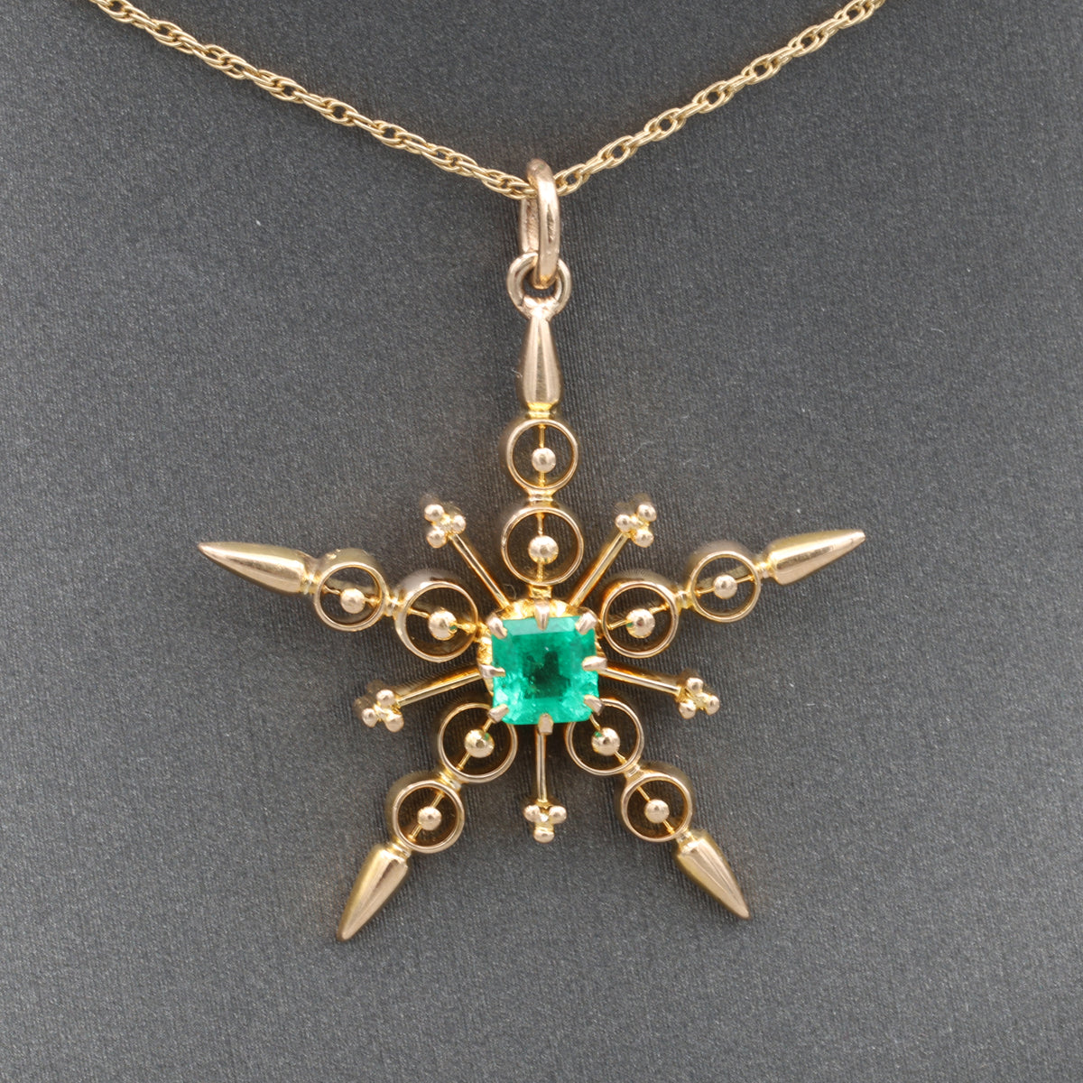 Antique Victorian Emerald Star Pendant Necklace in 14k Yellow Gold