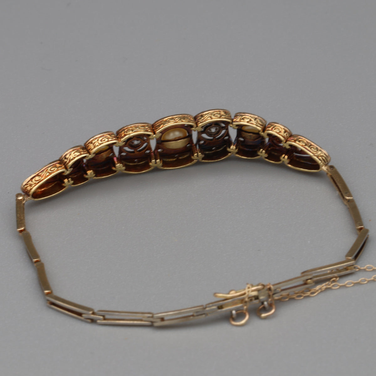 Art Deco Pearl and Old European Cut Diamond Bracelet in Silver Topped 14k Yellow Gold