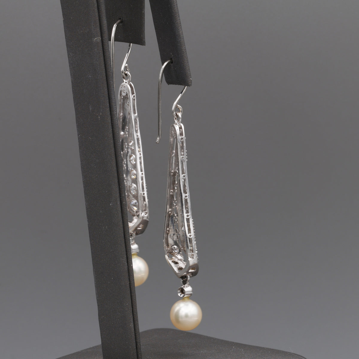 Incredible Art Deco Old Cut Diamond and Pearl Earrings in Platinum