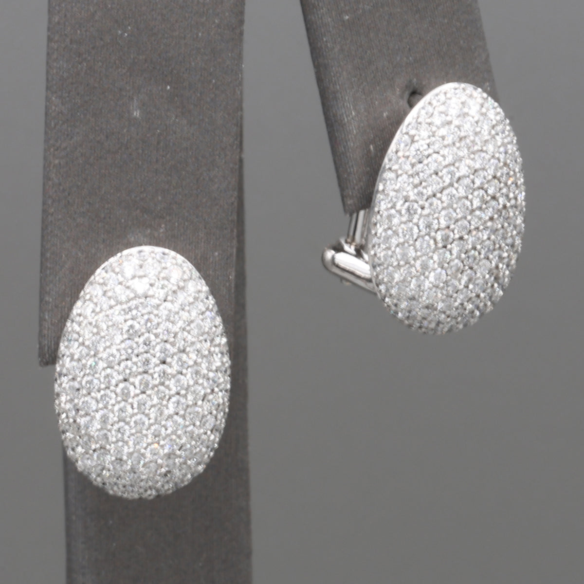 Diamond Pave' Stud Earrings with Omega Back Clasps in 18k White Gold