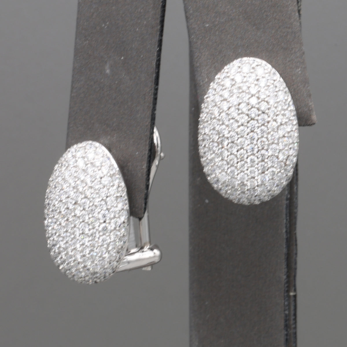 
Diamond Pave' Stud Earrings with Omega Back Clasps in 18k White Gold