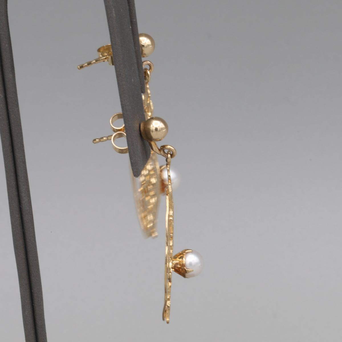 Vintage 14k Filigree Dangle Earrings with Akoya Pearls