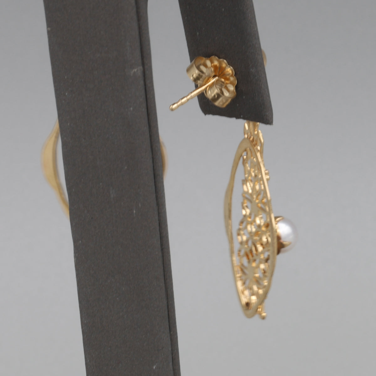 Vintage 14k Filigree Dangle Earrings with Akoya Pearls