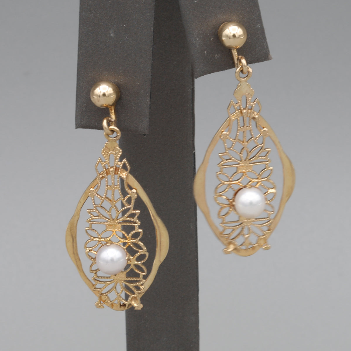 Vintage 14k Filigree Dangle Earrings with Akoya Pearls