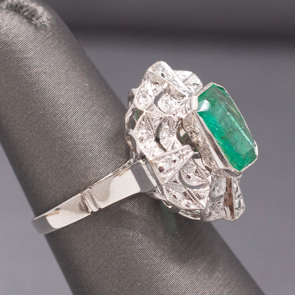 Vintage Bezel Set Natural Emerald Cocktail Ring in 14k White Gold