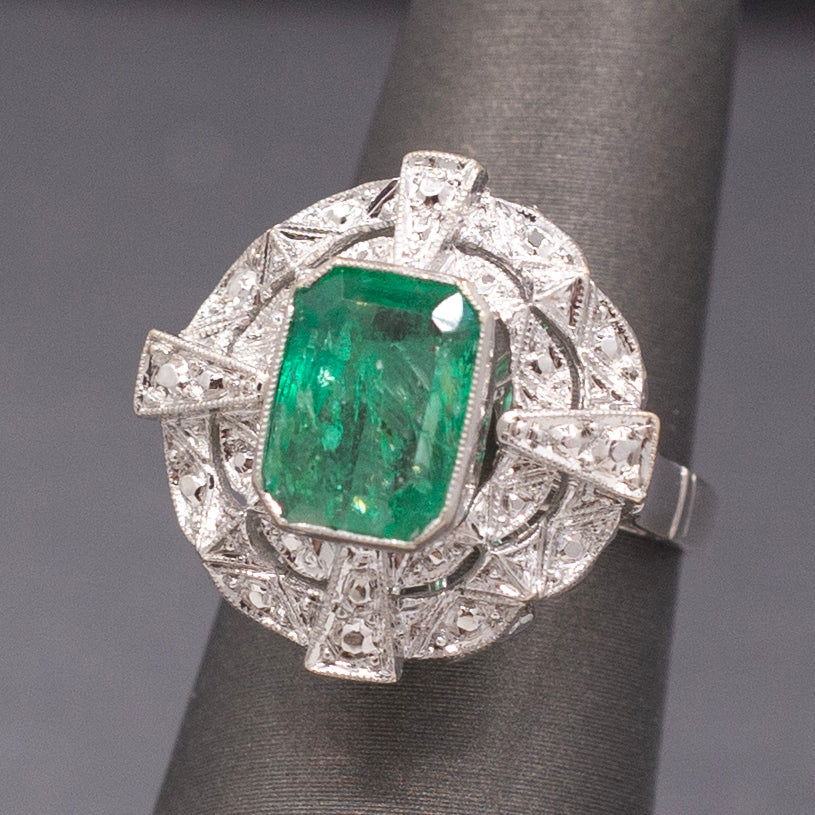 Vintage Bezel Set Natural Emerald Cocktail Ring in 14k White Gold