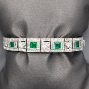 Exquisite Art Deco Emerald and Diamond Bracelet in Platinum