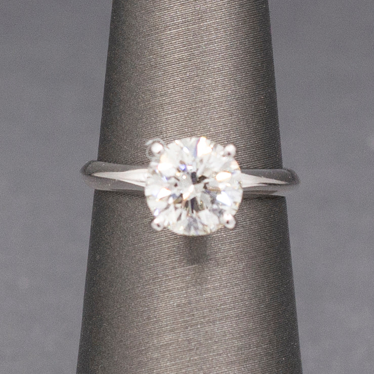 Stunning GIA Certified Diamond Solitaire Engagement Ring in 14k White Gold