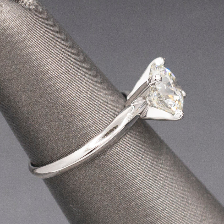 Stunning GIA Certified Diamond Solitaire Engagement Ring in 14k White Gold