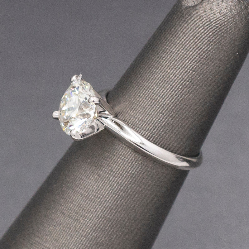 Stunning GIA Certified Diamond Solitaire Engagement Ring in 14k White Gold