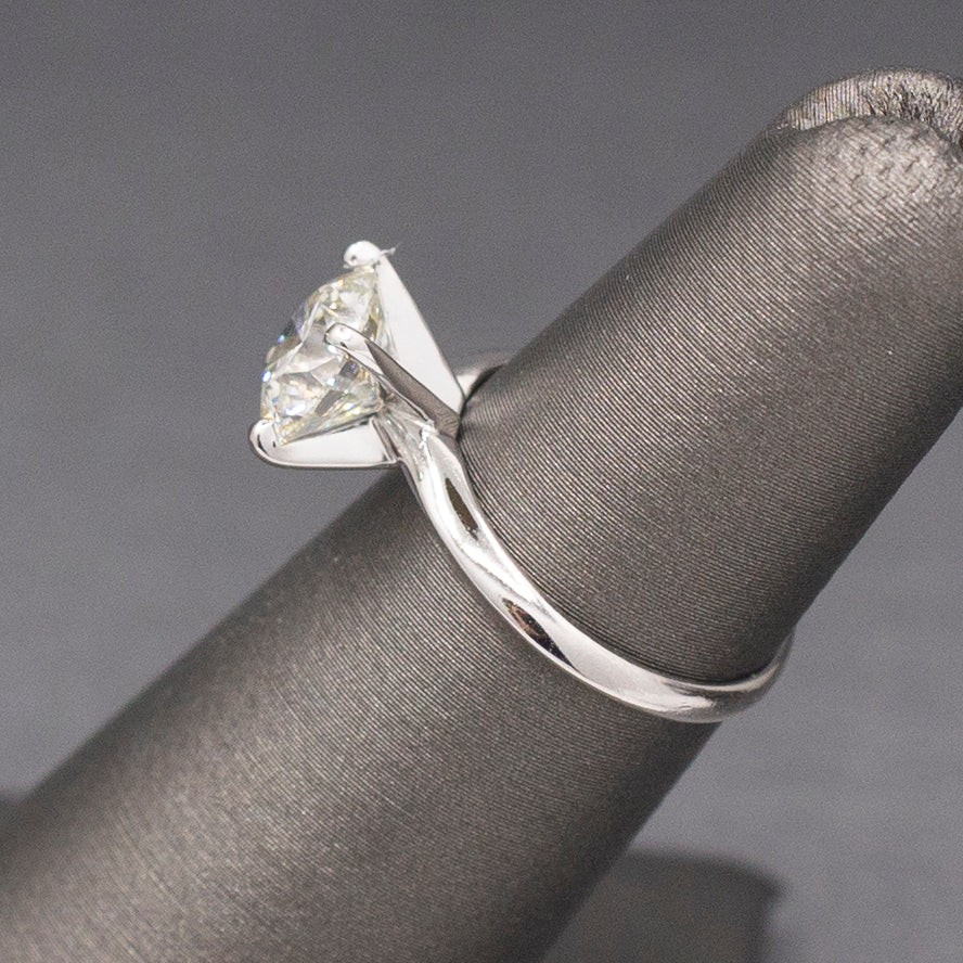 Stunning GIA Certified Diamond Solitaire Engagement Ring in 14k White Gold