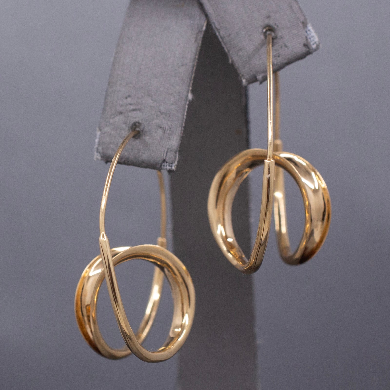 Vintage Iconoclast Double Twist Hoop Earrings in 14k Yellow Gold