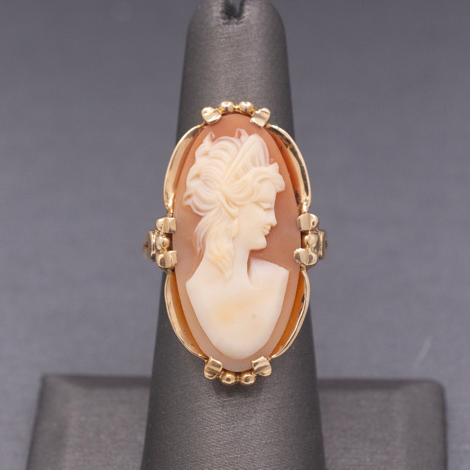 Vintage Large Shell Cameo Woman's Silhouette Statement Ring in 14k Yellow Gold
