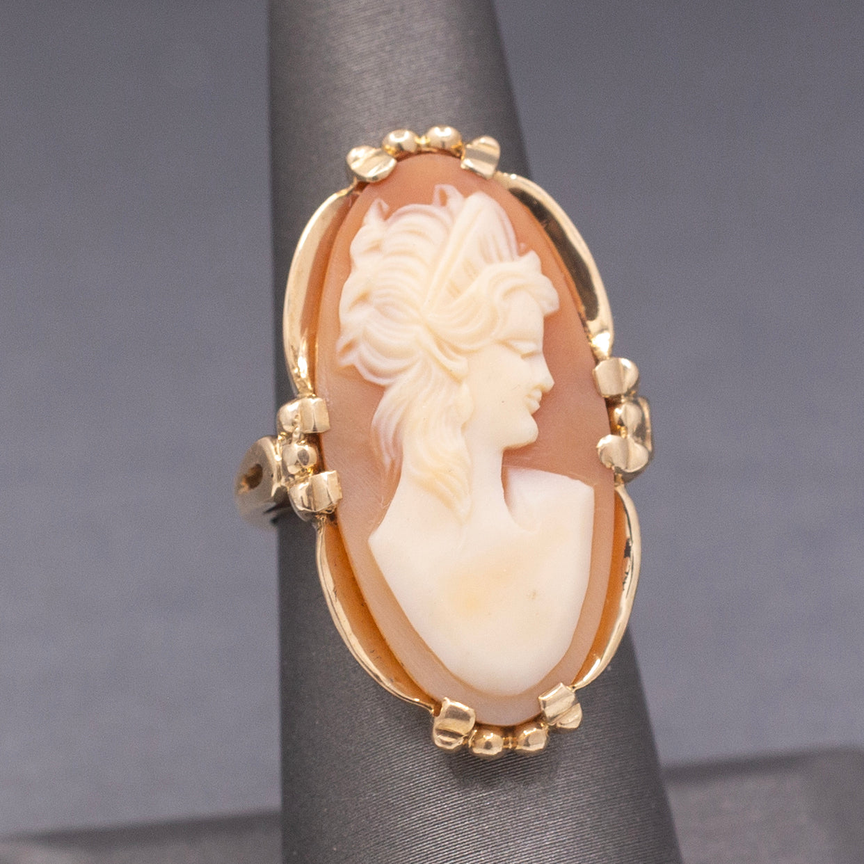 Vintage Large Shell Cameo Woman's Silhouette Statement Ring in 14k Yellow Gold