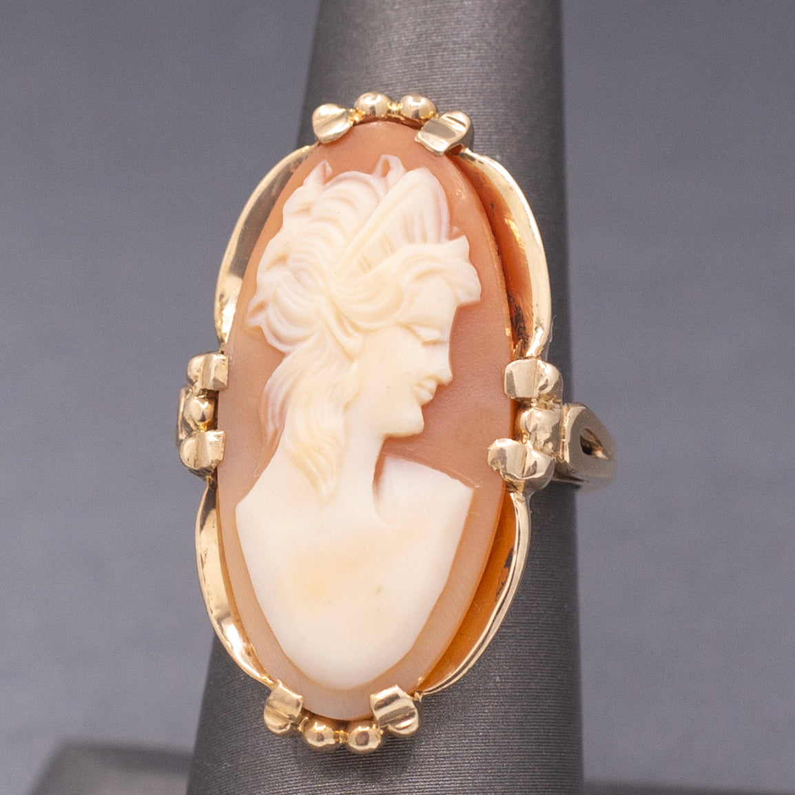 Vintage Large Shell Cameo Woman's Silhouette Statement Ring in 14k Yellow Gold